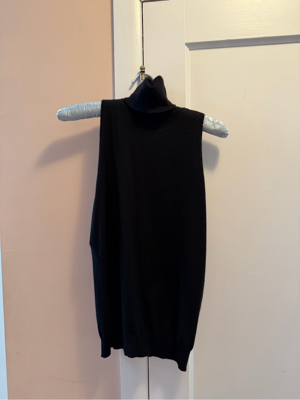 Ralph Lauren Black Label Black Cashmere Sleeveless Turtleneck Sweater